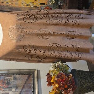 Chico's Cape/Poncho with Laser Cut Designs 🤎